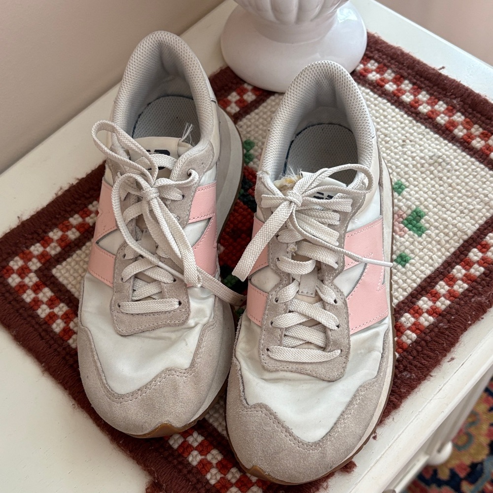 New Balance Women's Sneakers in Pink and White